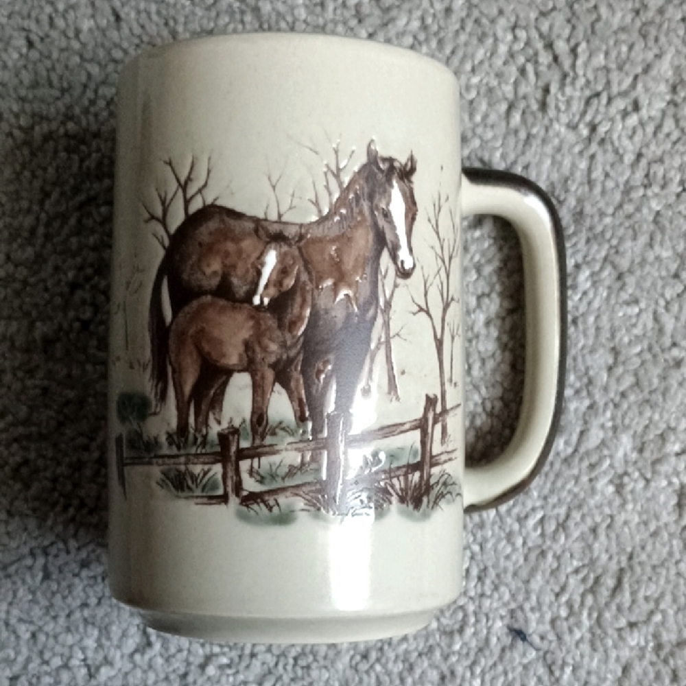 Otagiri style mug Mare & Foal Embossed